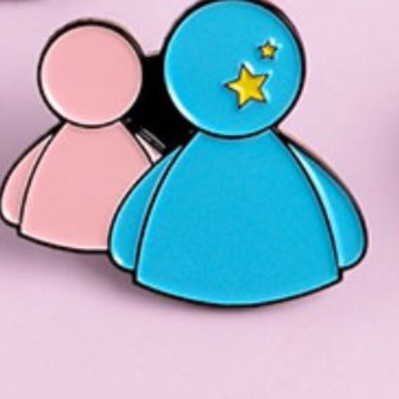 AOL Avatar Duo Pin Brooch - Picture 1 of 2